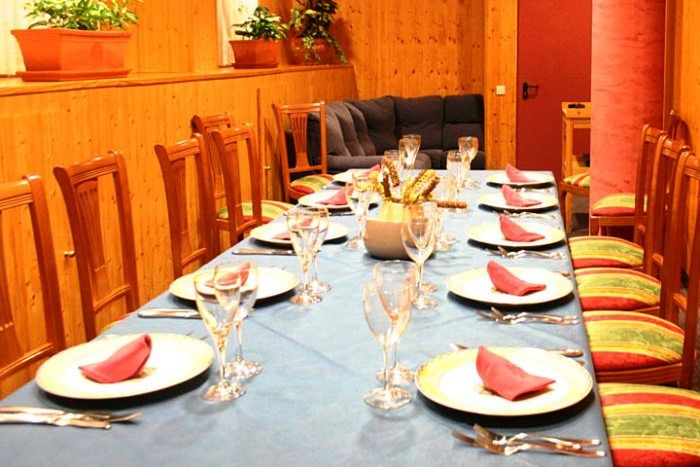 Hotel Bezana Lago Santa Cruz De Bezana Eksteriør billede
